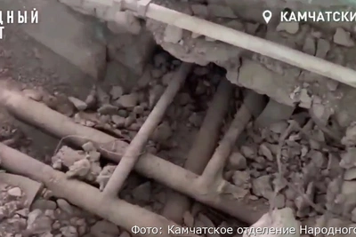 Под полом школы в Елизове нашли неучтённое в контракте