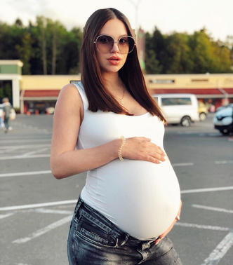 10 звезд, которые ужасно отекали во время беременности