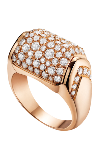 Кольцо из коллекции Musa: золото и паве из бриллиантов.