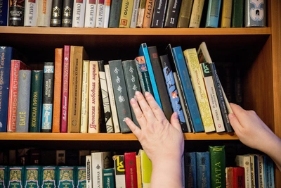 Книги иноагентов исчезли из казанской Национальной библиотеки