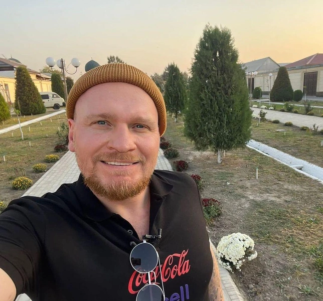 Сафронов поделился, что тоже тяжело разводился с первой женой. Дело доходило до драк