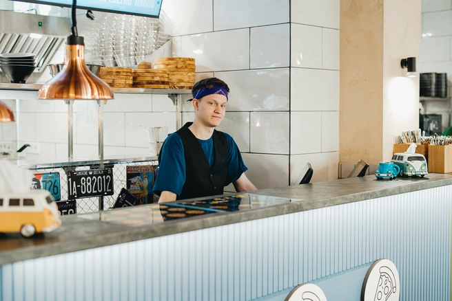 Фудмолл «Станция» — это новое гастрономическое пространство в центре города | Источник: Ксения Зимина