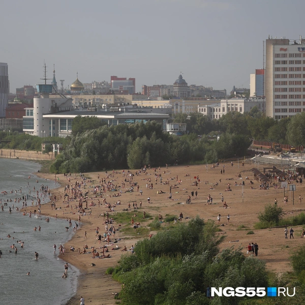 Посмотрите, как много людей собралось | Источник: Евгений Софийчук / NGS55.RU