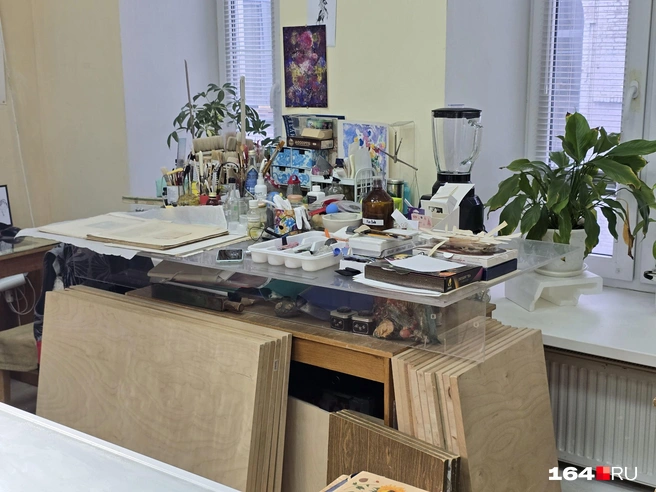 Реактивы | Источник: Семен Коротов-Майбах / 164.RU