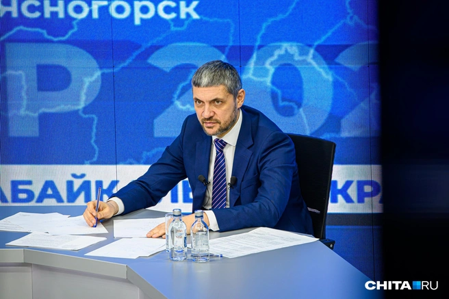 Губернатор ждет, когда ему предоставят новую программу о зарплатах | Источник: Олег Федоров / CHITA.RU