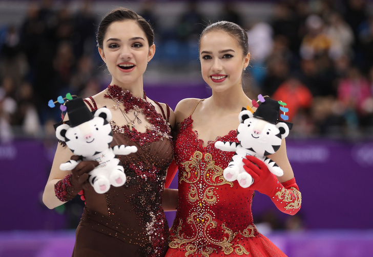 На Олимпиаде Алина взяла золото, а ее подруга Евгения Медведева серебро