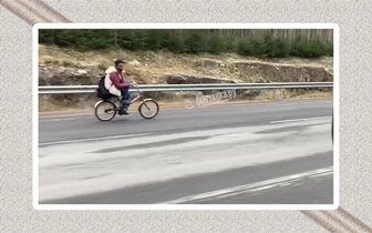 На велосипеде за 300 рублей: откуда в Ленинградской области столько сомалийцев на колесах?