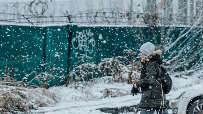 В школах Тюмени объявили актировку. Но не для всех