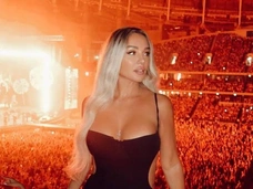 Анна Седокова возмущена нападками ревнивой соседки: «Если он мне написывает, пойди и разберись со своим мужем!»