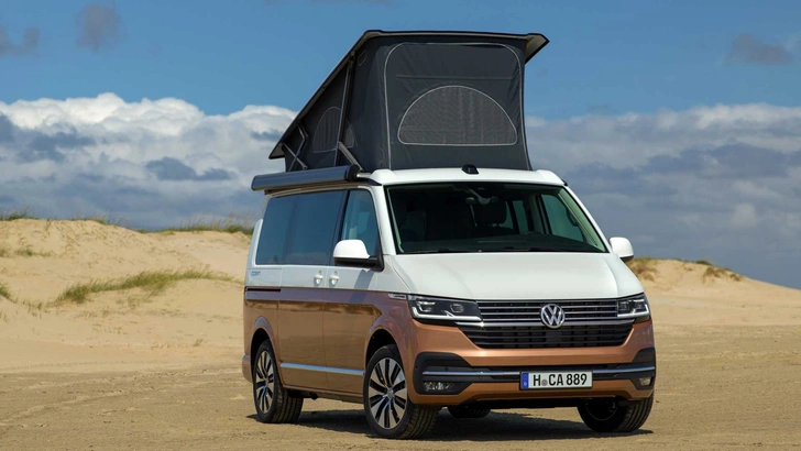 Volkswagen California T6. После знакомства с ним понимаешь, что идея продать квартиру и купить такой вот отель на колесах не такая уж безумная