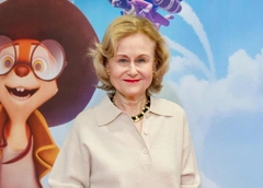 73-летняя Дарья Донцова, победившая рак: «Два раза в неделю хожу в фитнес-зал, каждый день работаю»