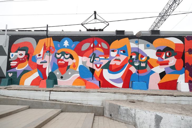 Уличная выставка граффити в арт-квартале на Курской
