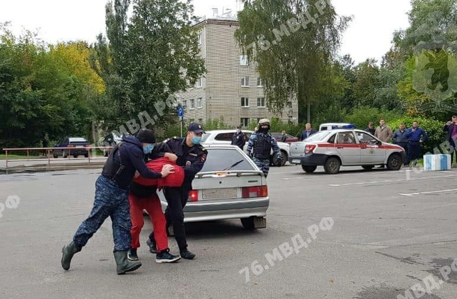 Молчанова нашли в поле неподалеку от его дома | Источник: 76.МВД.РФ