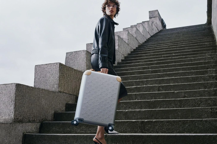 Louis Vuitton представили свой знаменитый чемодан…в алюминии | Источник: Louis Vuitton