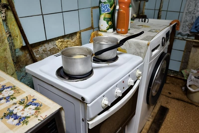 Горячую воду отключат в двух микрорайонах Екатеринбурга на 14 дней