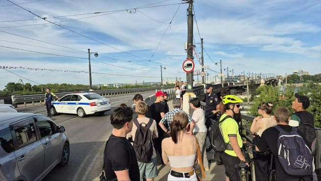 Путин побывал на авиазаводе. Вечер пятницы в Иркутске во время визита президента — хроника событий | Источник: ДТП 38RUS / t.me