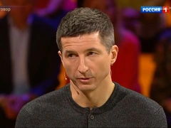 Евгений Алдонин вспомнил, как Юлия Началова ушла к Александру Фролову, а затем переписала на него полквартиры, купленной для дочери
