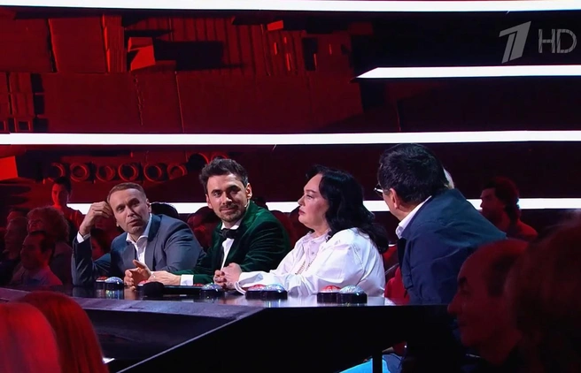 Кому же отдать победу?  | Источник: www.1tv.ru
