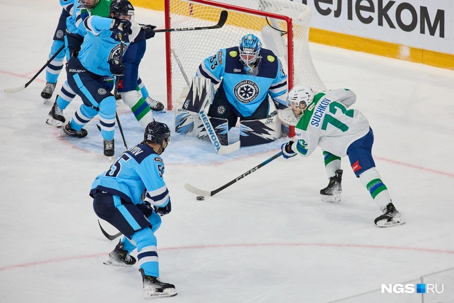 Во втором периоде ХК «Сибирь» не забросил ни одной шайбы | Источник: Александр Ощепков / NGS.RU