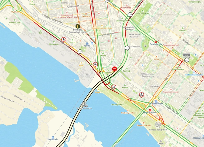 Затор собрался на Фабричной  | Источник: 2ГИС