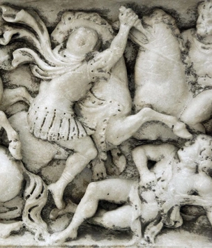 В Венгрии вскрыли римский саркофаг возрастом почти две тысячи лет: что было внутри и кому он принадлежал