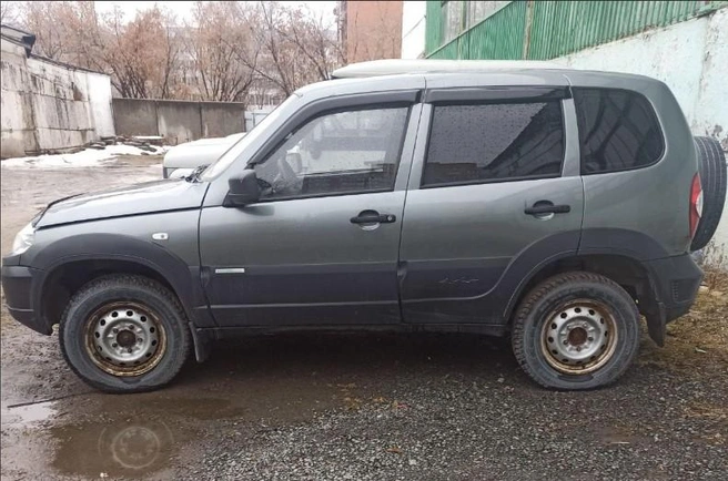 Даже ржавчины нет. Судя по внешнему виду, за машиной ухаживали | Источник: torgi.gov.ru