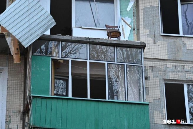 Демонтаж 60-летней пятиэтажки в Кривошлыковском переулке затянулся на несколько недель | Источник: Евгений Вдовин / 161.RU