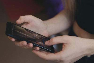 Arkhangelsk Deputy and Aide Accused of Grooming Minors Online