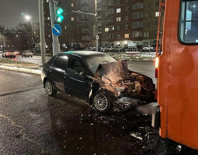 Житель Оренбурга лишился свободы из-за смертельного пьяного ДТП с троллейбусом | Источник: УМВД России по Оренбургской области