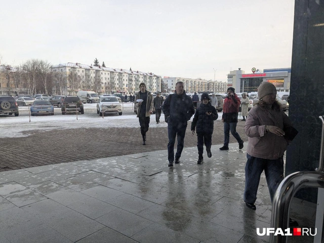 Всё прошло мощно: как легендарная рок-группа «Кино» сыграла концерт в Уфе | Источник: Булат Салихов / UFA1.RU