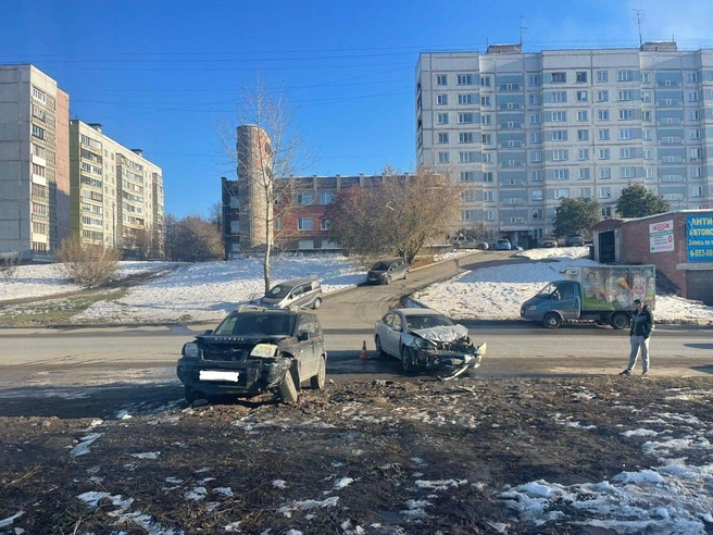 Обстоятельства происшествия устанавливаются | Источник: ГАИ Новосибирска