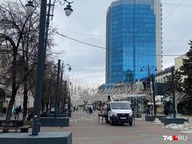 Фанаты светового потолка не успеют по нему соскучиться | Источник: читатель 74.RU