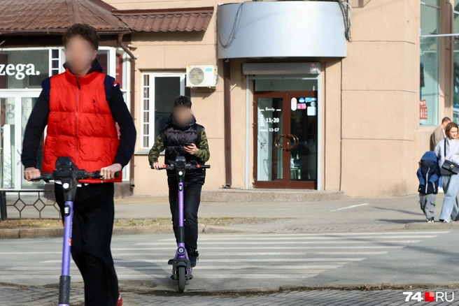 Еще одни нарушители&nbsp;— это несовершеннолетние | Источник: Михаил Шилкин