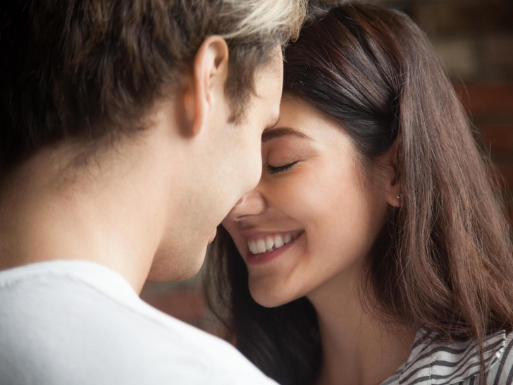 Первая любовь: как она влияет на наши будущие отношения и почему она такая важная