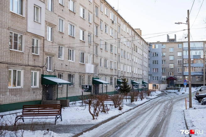 Дома будто один большой лабиринт | Источник: Кирилл Поверинов / 76.RU