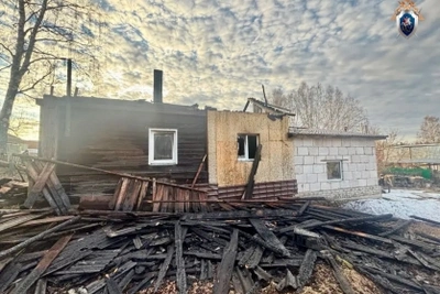 СК выясняет причины гибели мужчины при пожаре в Юрья