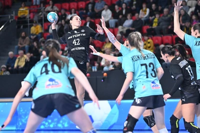 Ростов-Дон победил в новогоднем матче с АГУ-Адыиф