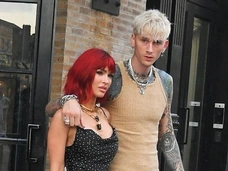 Меган Фокс и Machine Gun Kelly не пережили потерю ребенка — пара рассталась после помолвки