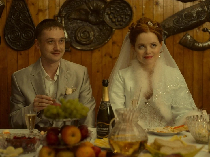 Кадр из сериала «Аутсорс». | Источник: kinopoisk