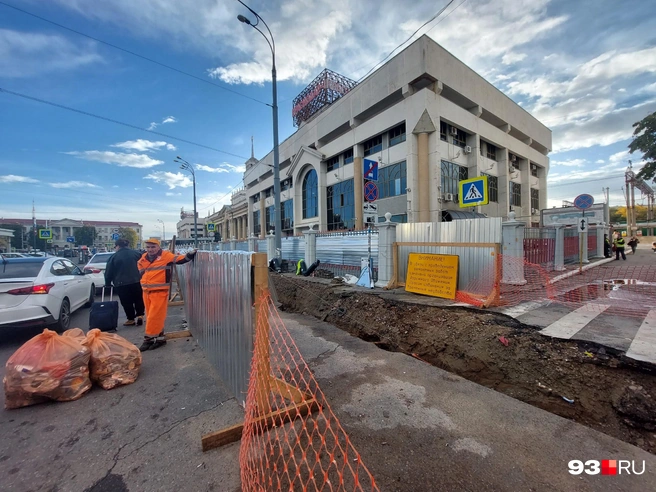 Собранный мусор из урн должны вывозить в тот же день | Источник: Екатерина Железнова / 93.RU