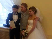 Сергей Светлаков устроил сюрприз для молодоженов