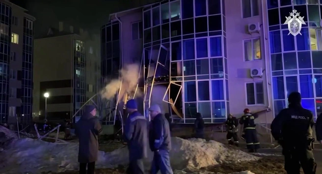 Опубликовано видео взрыва самодельной бомбы в многоэтажке Ханты-Мансийска. СК заявил о заказе спецслужб Украины | Источник: Официальный канал Следственного комитета Российской Федерации