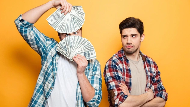 Как напомнить другу о деньгах и не потерять лицо