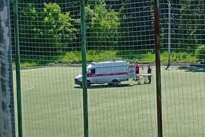 В Челябинске ребенок сломал руку на футболе