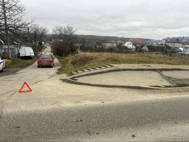 Девочку доставили в больницу с травмами | Источник: Госавтоинспекция Ставропольского края