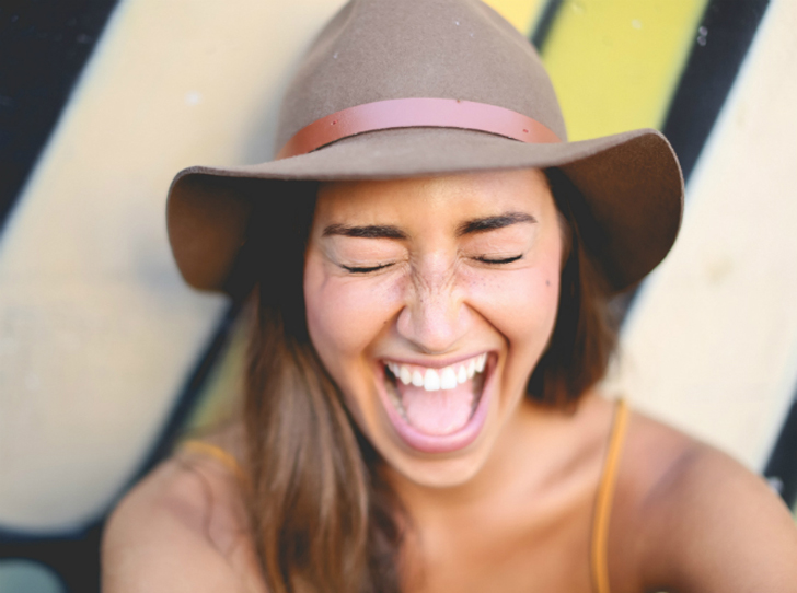8 причин улыбаться еще чаще