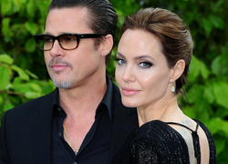 6 навязчивых идей Анджелины Джоли, разрушивших ее брак