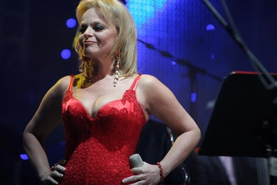 Казанскую маму обязали вернуть Долиной 15 миллионов рублей