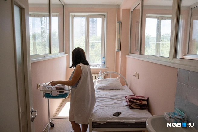 По мнению врачей, оптимальный вес новорожденного находится в пределах от 2,4 до 4 килограммов | Источник: Александр Ощепков / NGS.RU