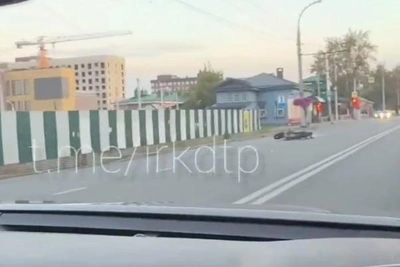 Байкер пострадал в аварии на Байкальской в Иркутске